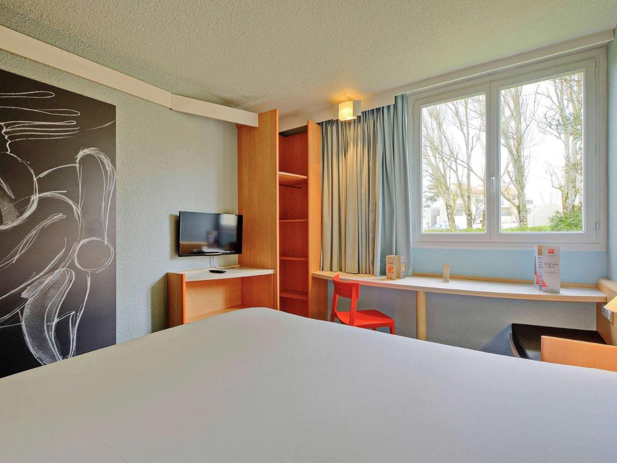 Ibis Poitiers Beaulieu Hotel Exterior photo